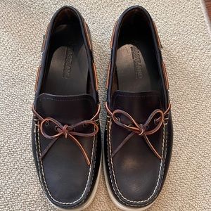 Eastland men’s boat shoes size 10 1/2. New.